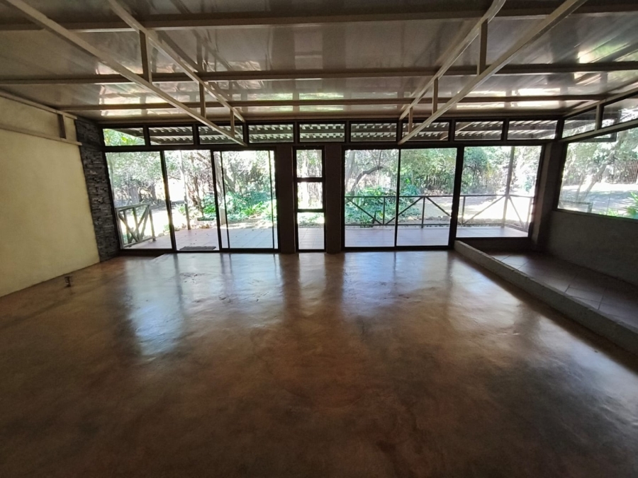 5 Bedroom Property for Sale in Mooinooi North West